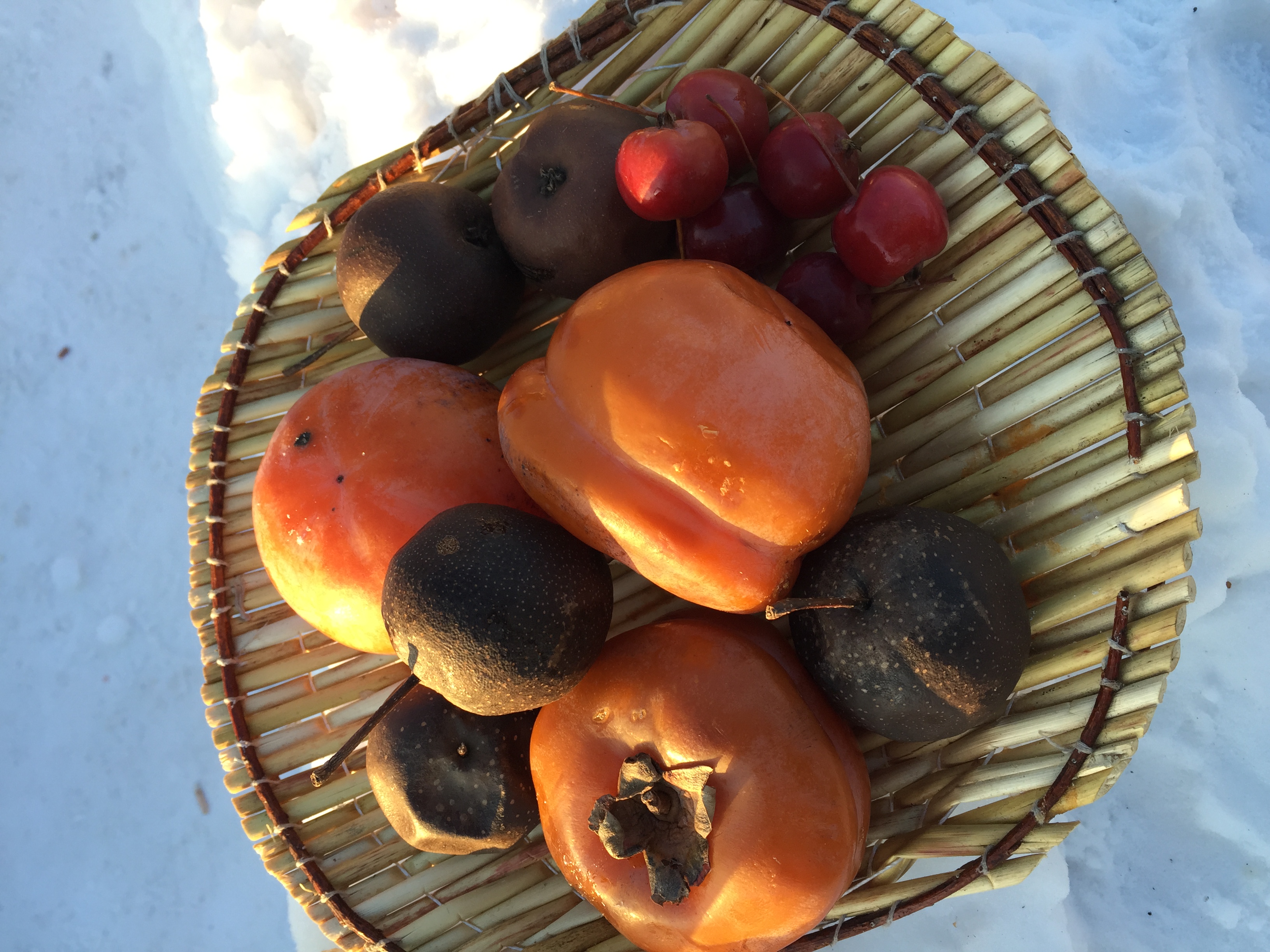 冻柿子,冻梨,这是东北的一大特色