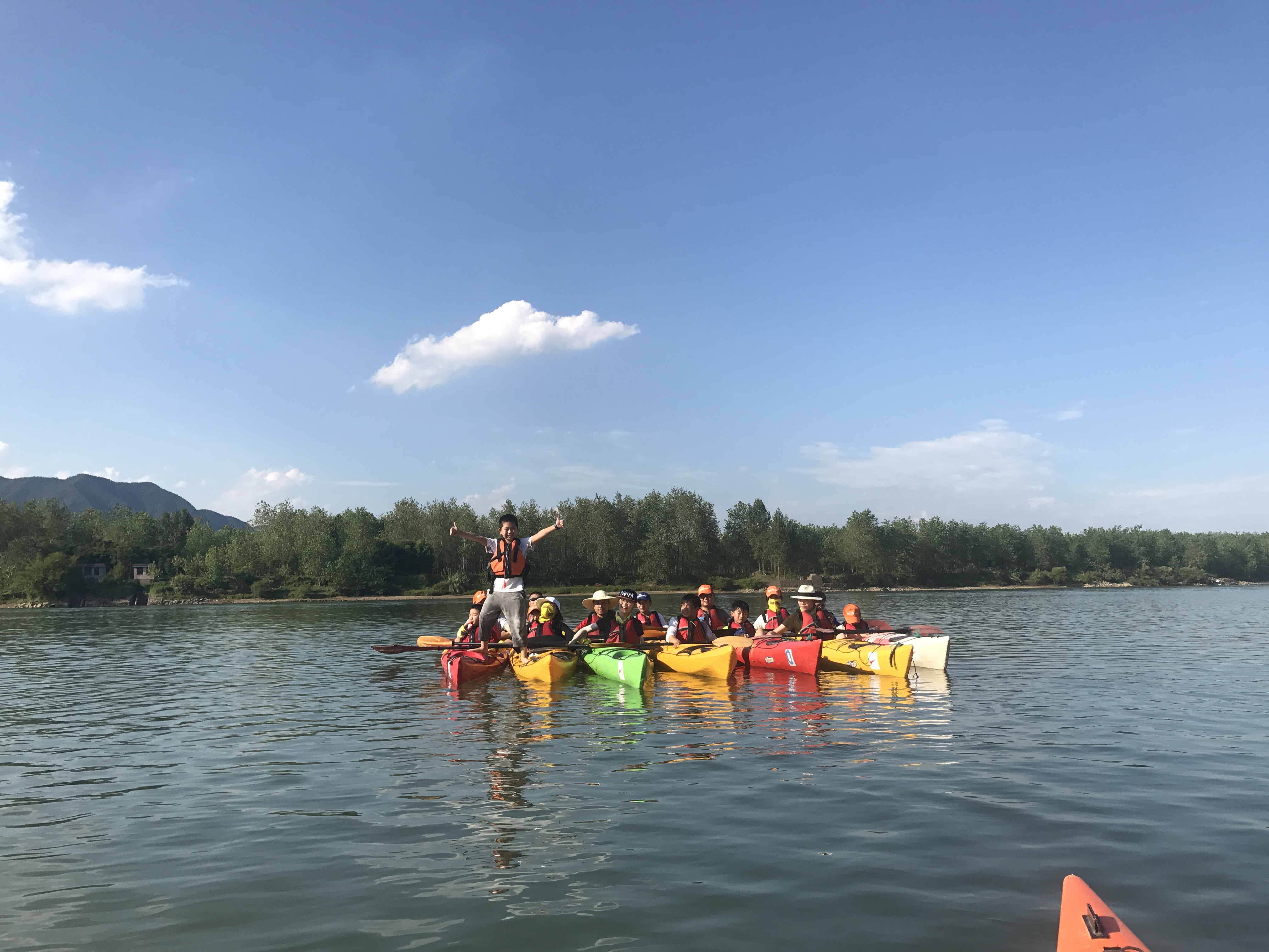 劃舟戲水桐洲島,穿越森林大奇山,大奇山國家森林公園旅遊攻略-遊俠客