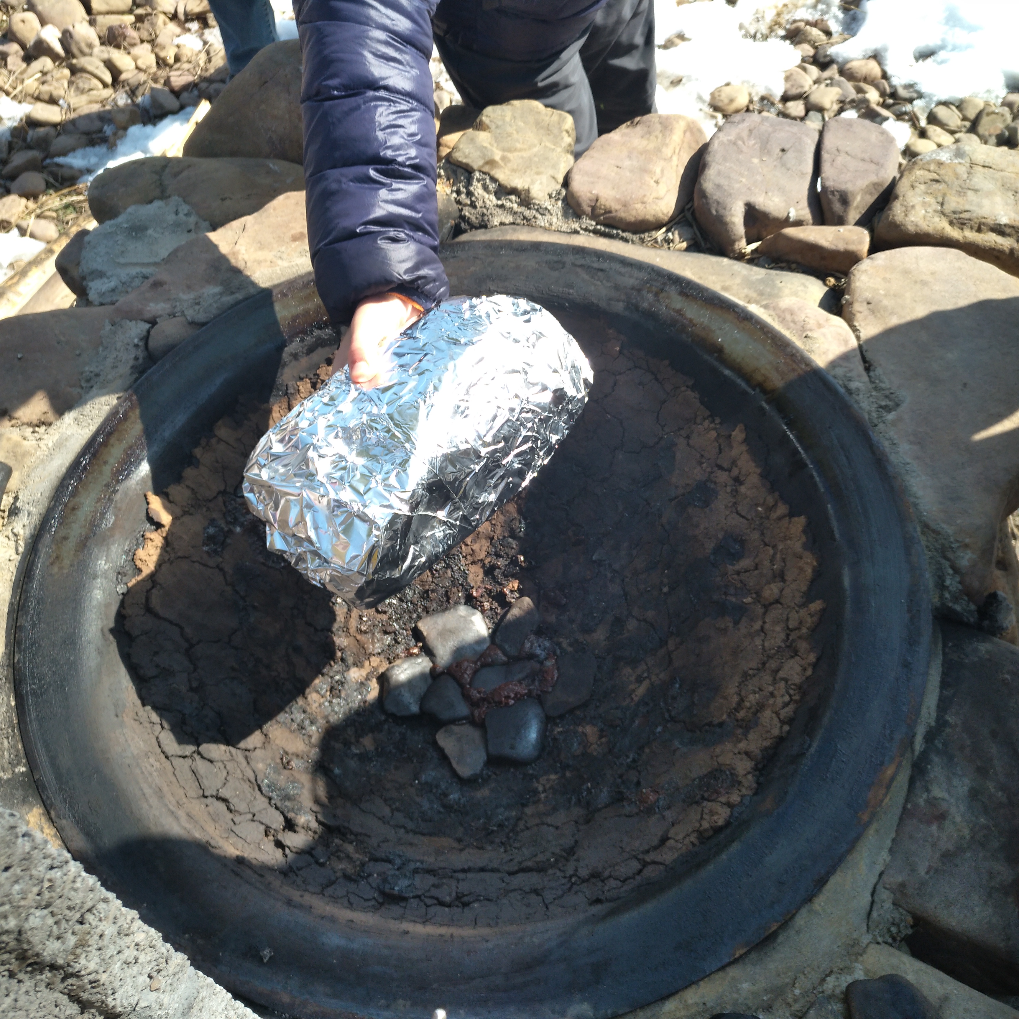 加入石头,为了更好的加热哦