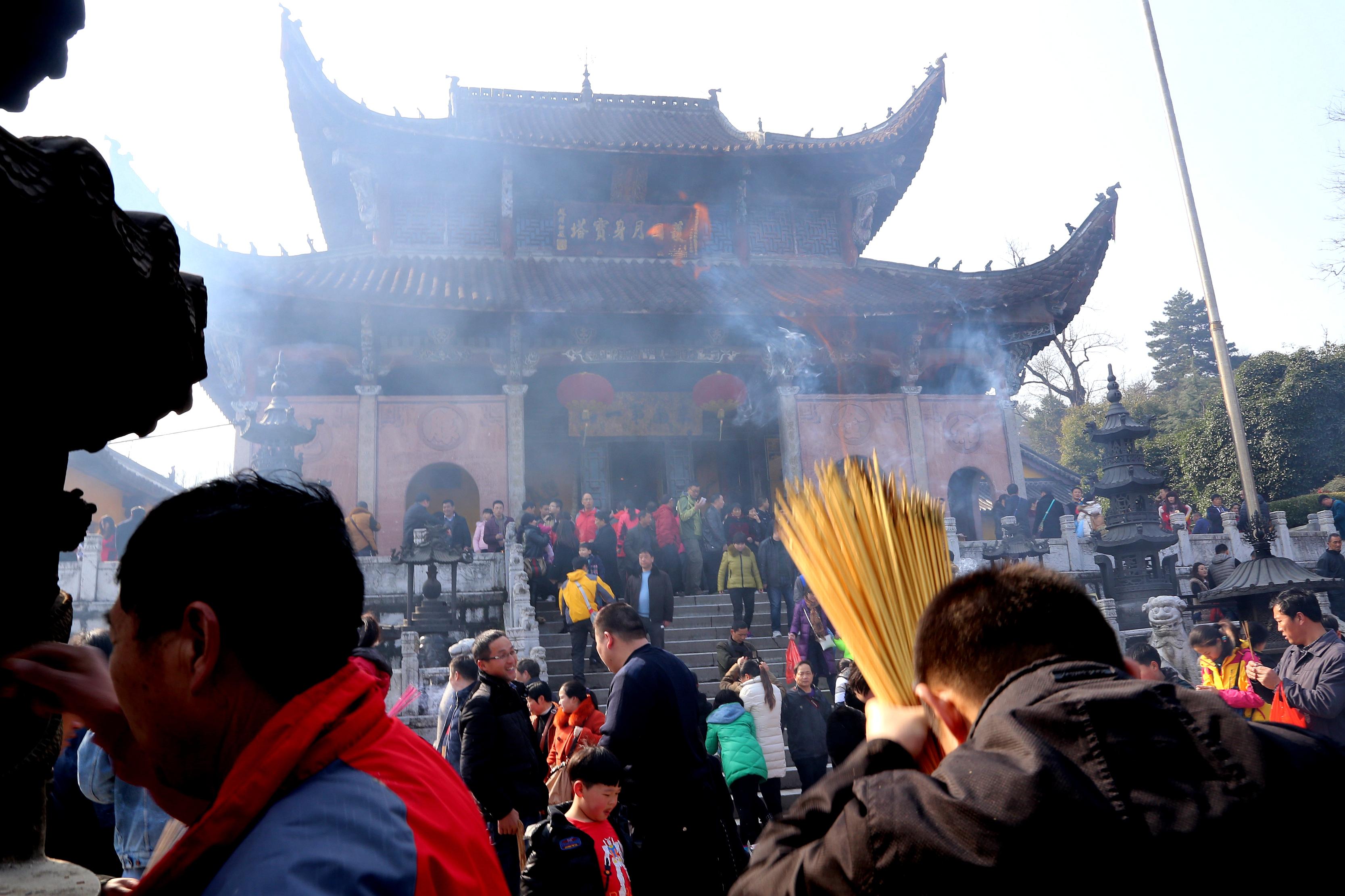 登九华山,新年祈福;观云海,看日出,乐在其中