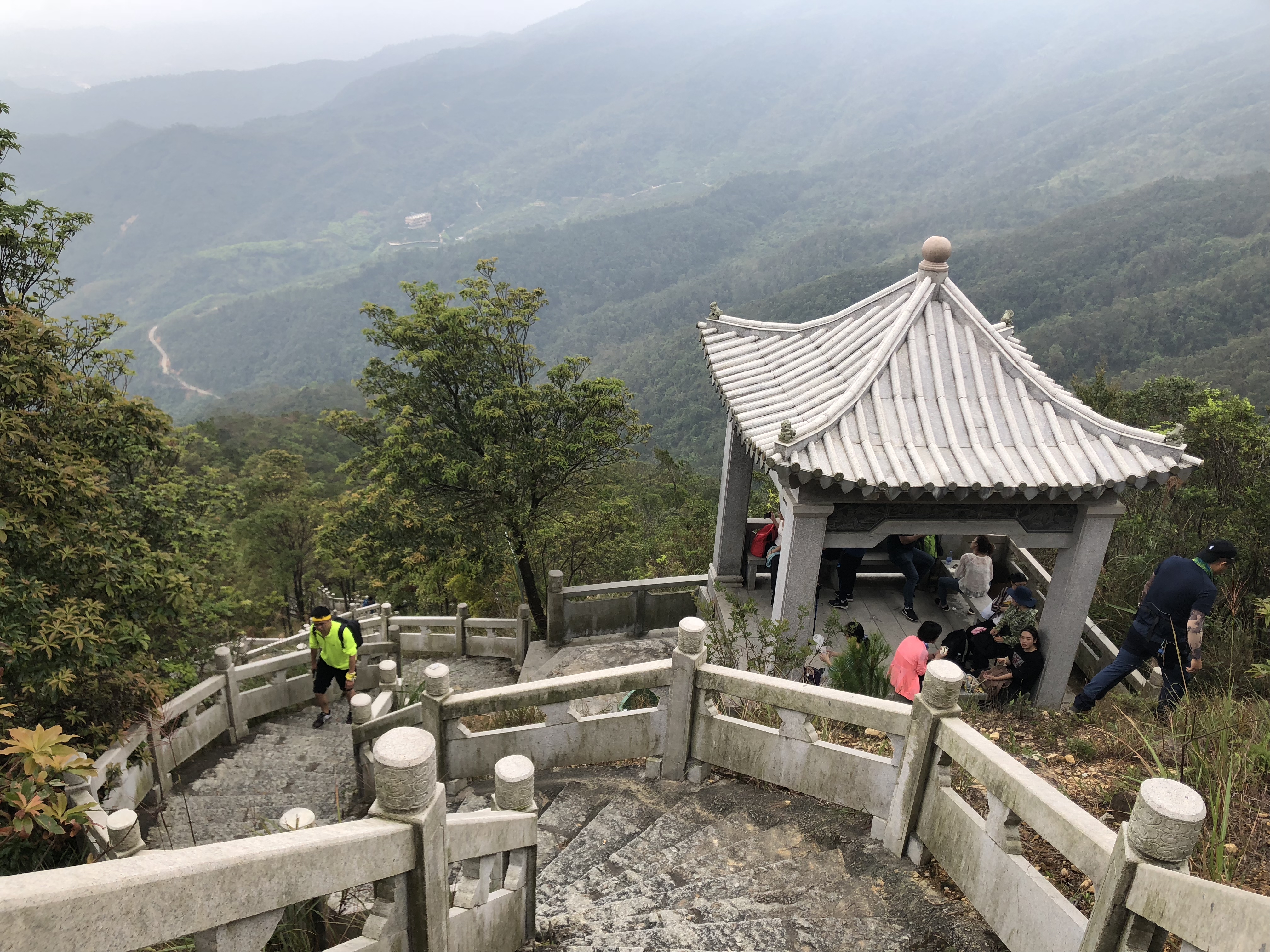 【九龍峰】借登山穿越之名,追隨秋天的腳步,只為那一片金黃的春華秋實