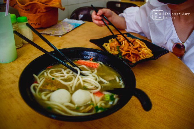 在槟城留恋的,除去榴莲,还有一拍即合的美食和街巷