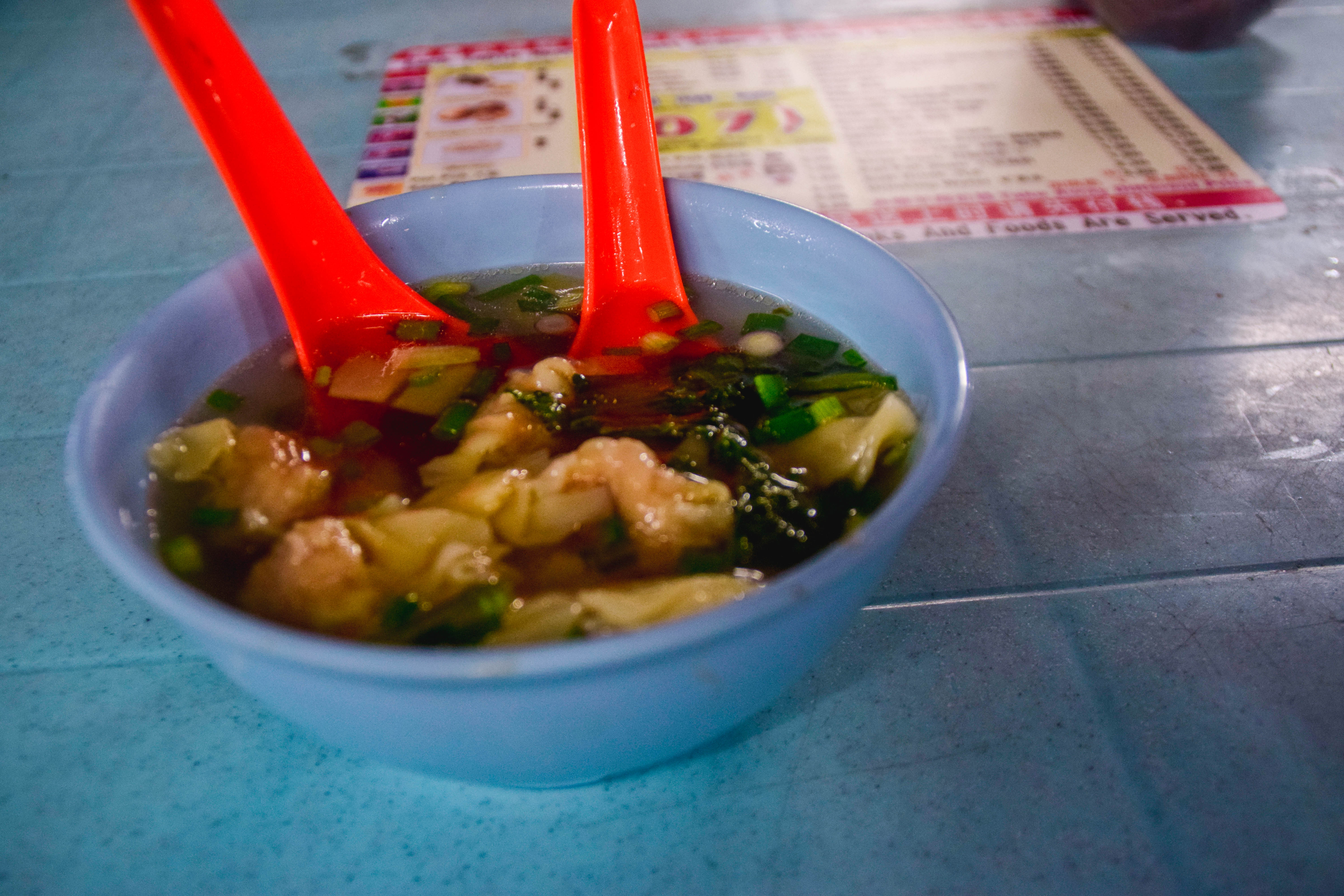在槟城留恋的,除去榴莲,还有一拍即合的美食和街巷