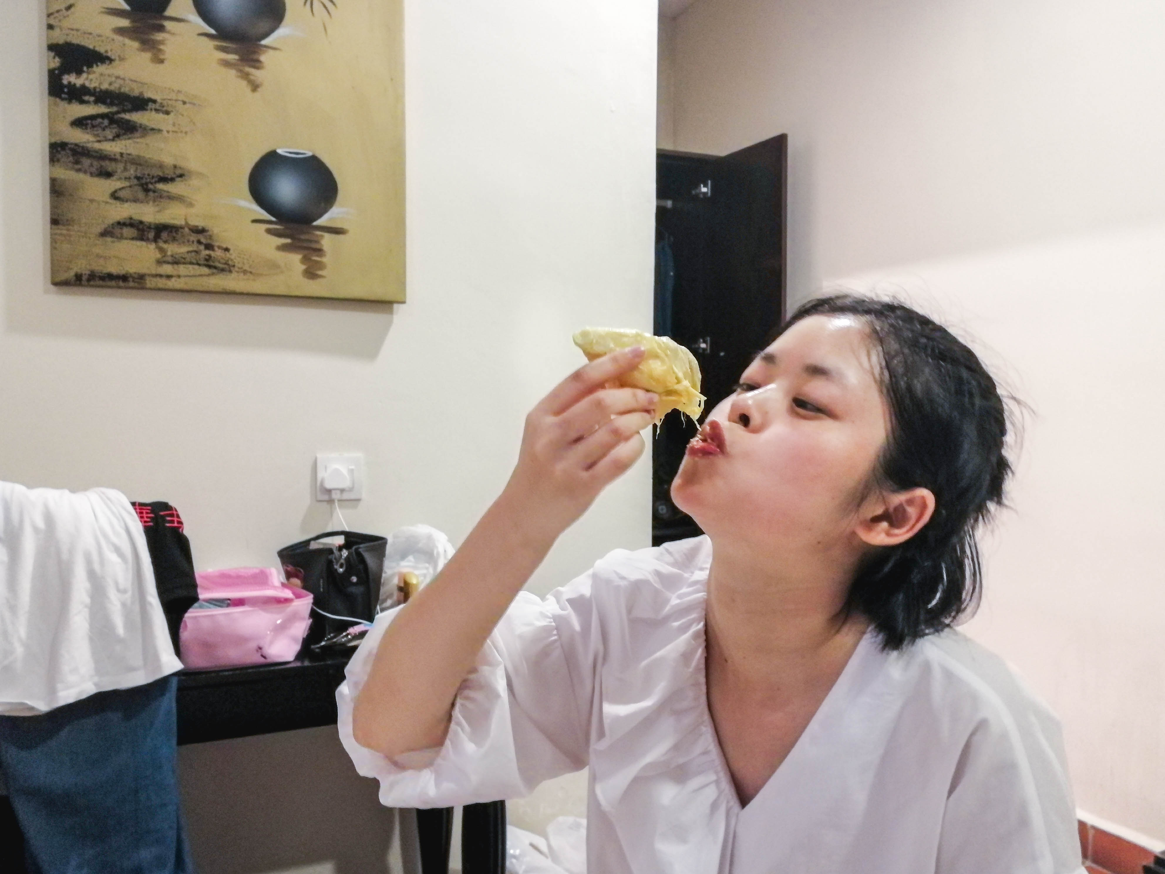 在槟城留恋的,除去榴莲,还有一拍即合的美食和街巷