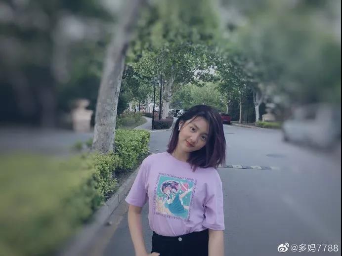 #2019春季花事# 13岁染发化妆做指甲,她爸黄磊都支持,而你还让孩子疯狂上补习班?是时候学学明星的养娃方法了!