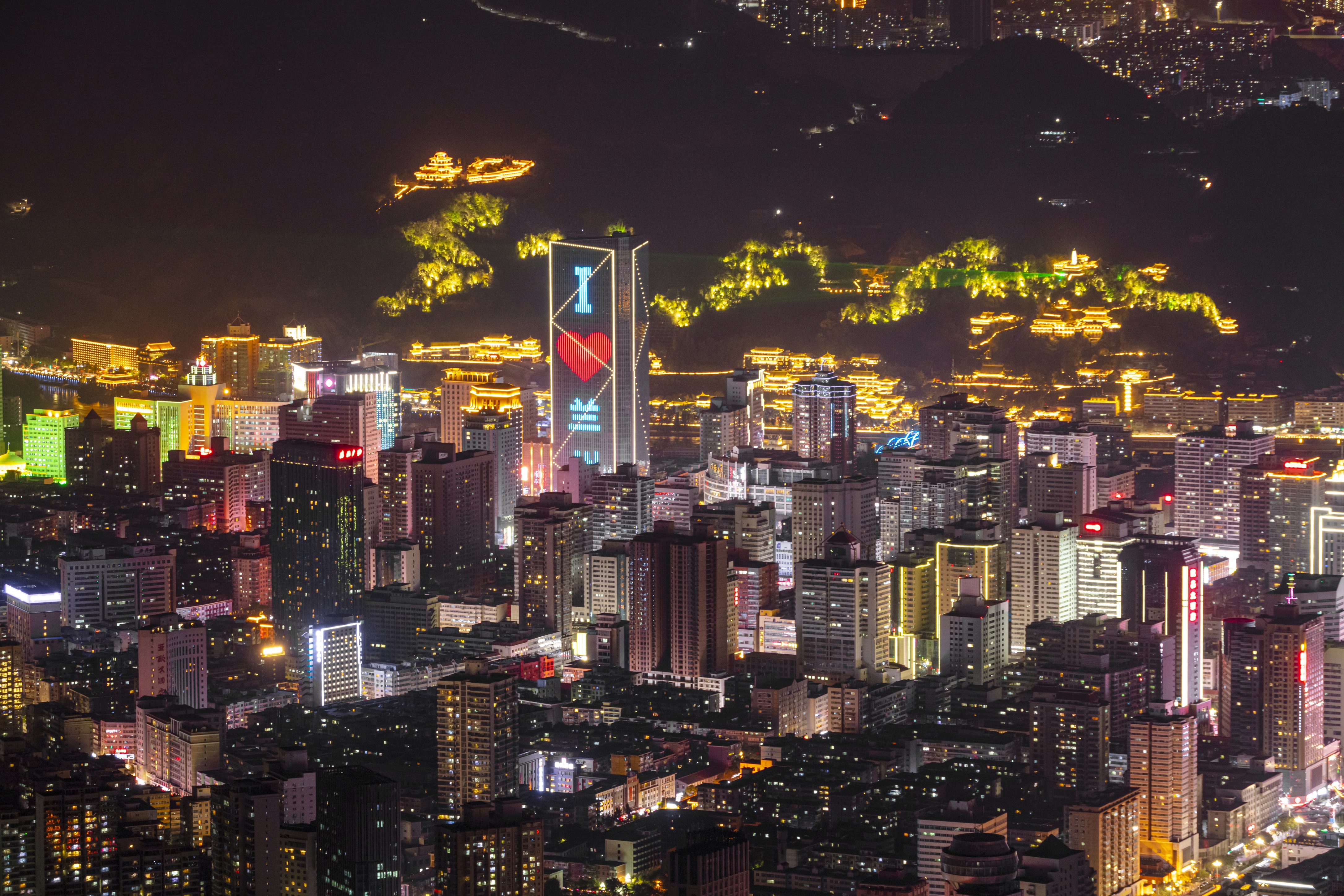 兰山三台阁夜景图片