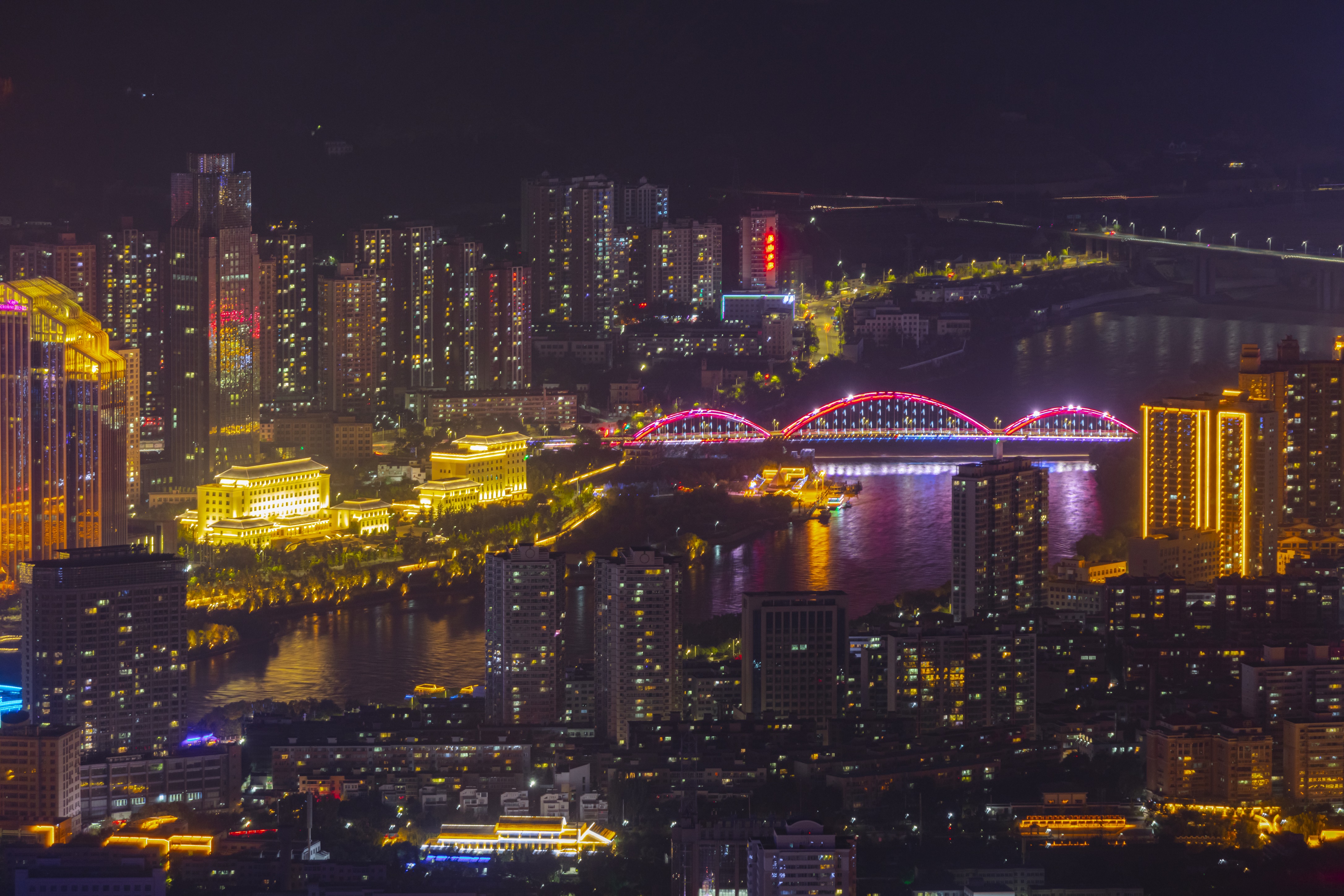 兰山三台阁夜景图片