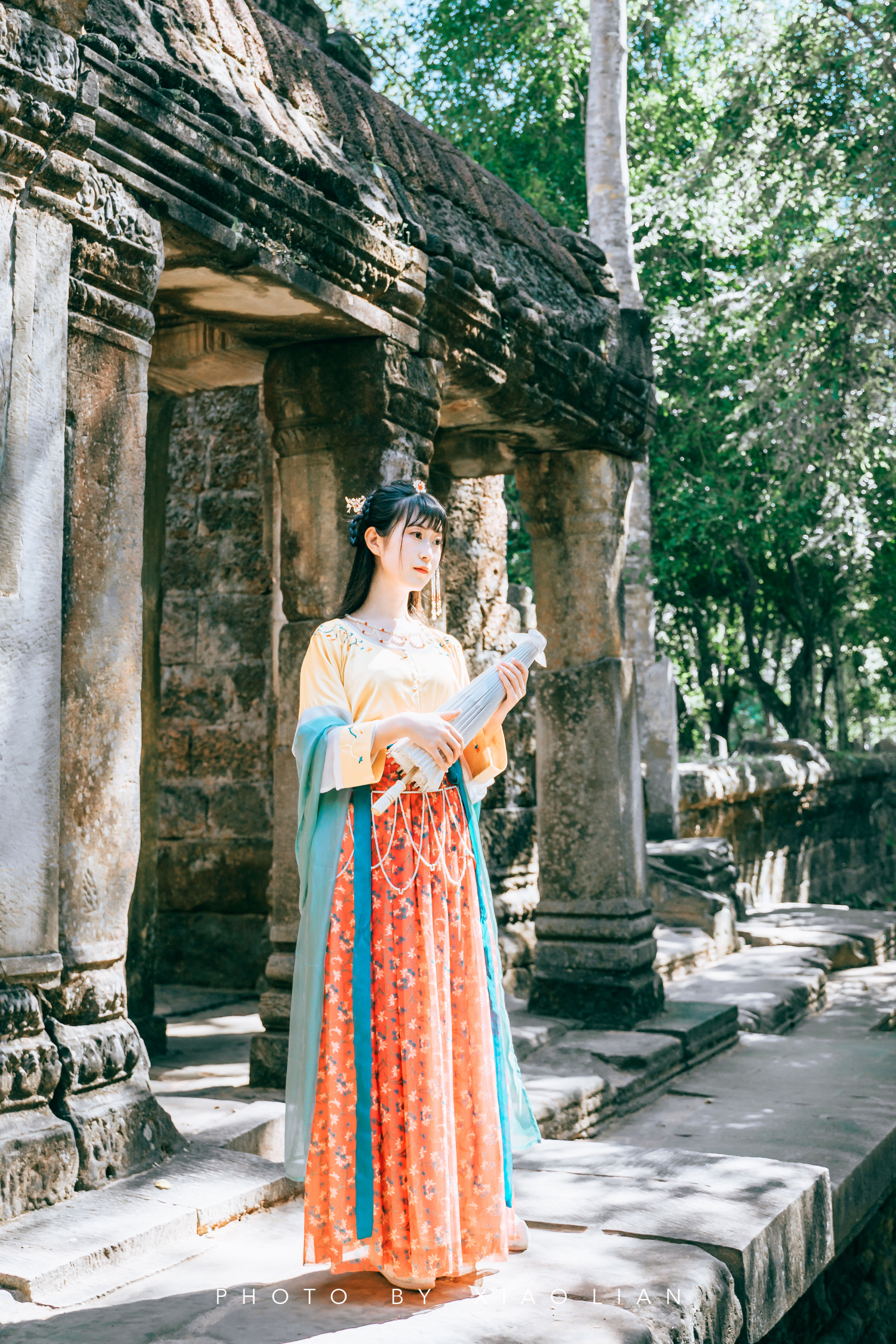 柬埔寨 | 携带汉服去吴哥窟,徜徉在这曼妙的光影世界