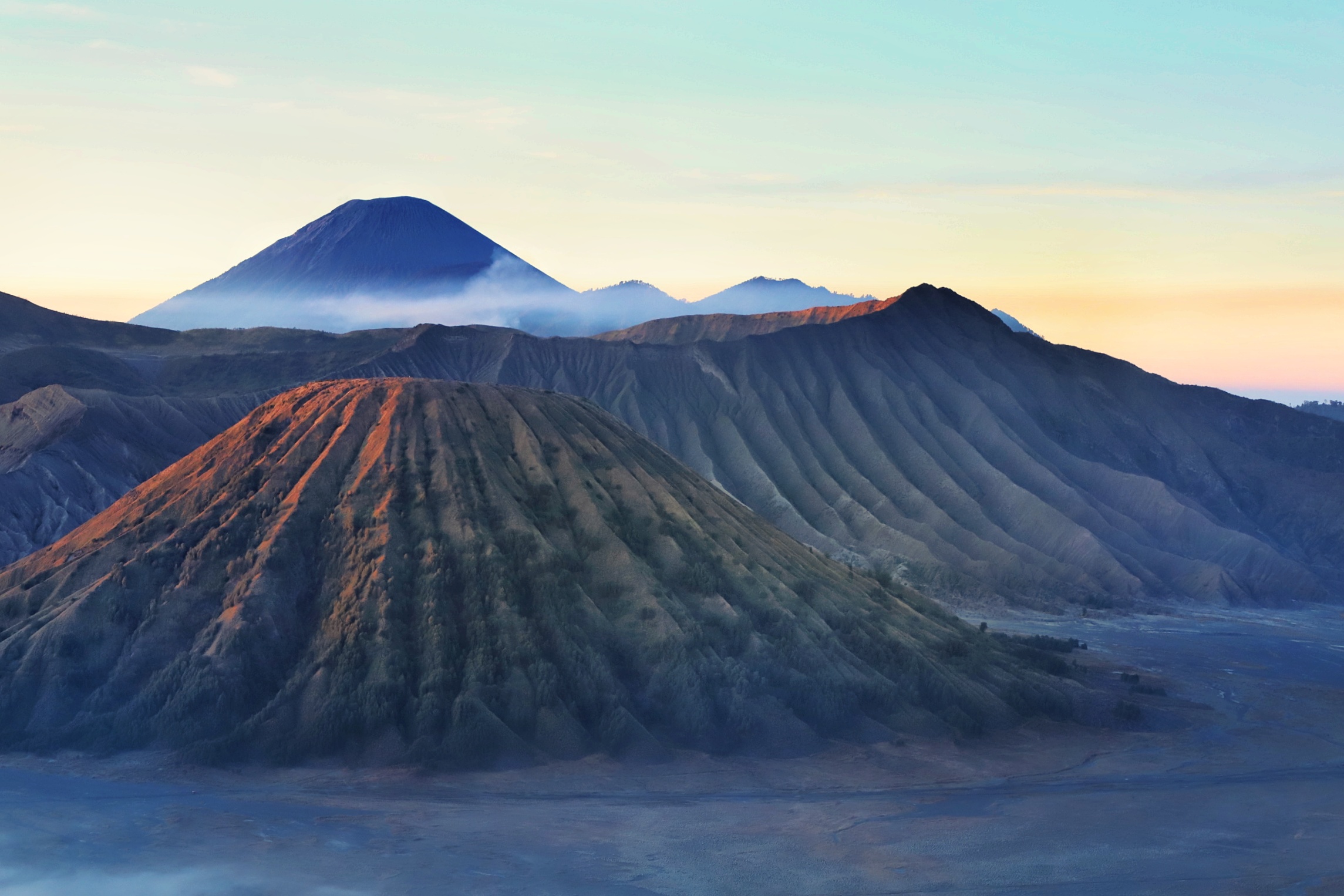 印尼丨28天8座岛，洞穴火山、冲浪游猎，山海故事集