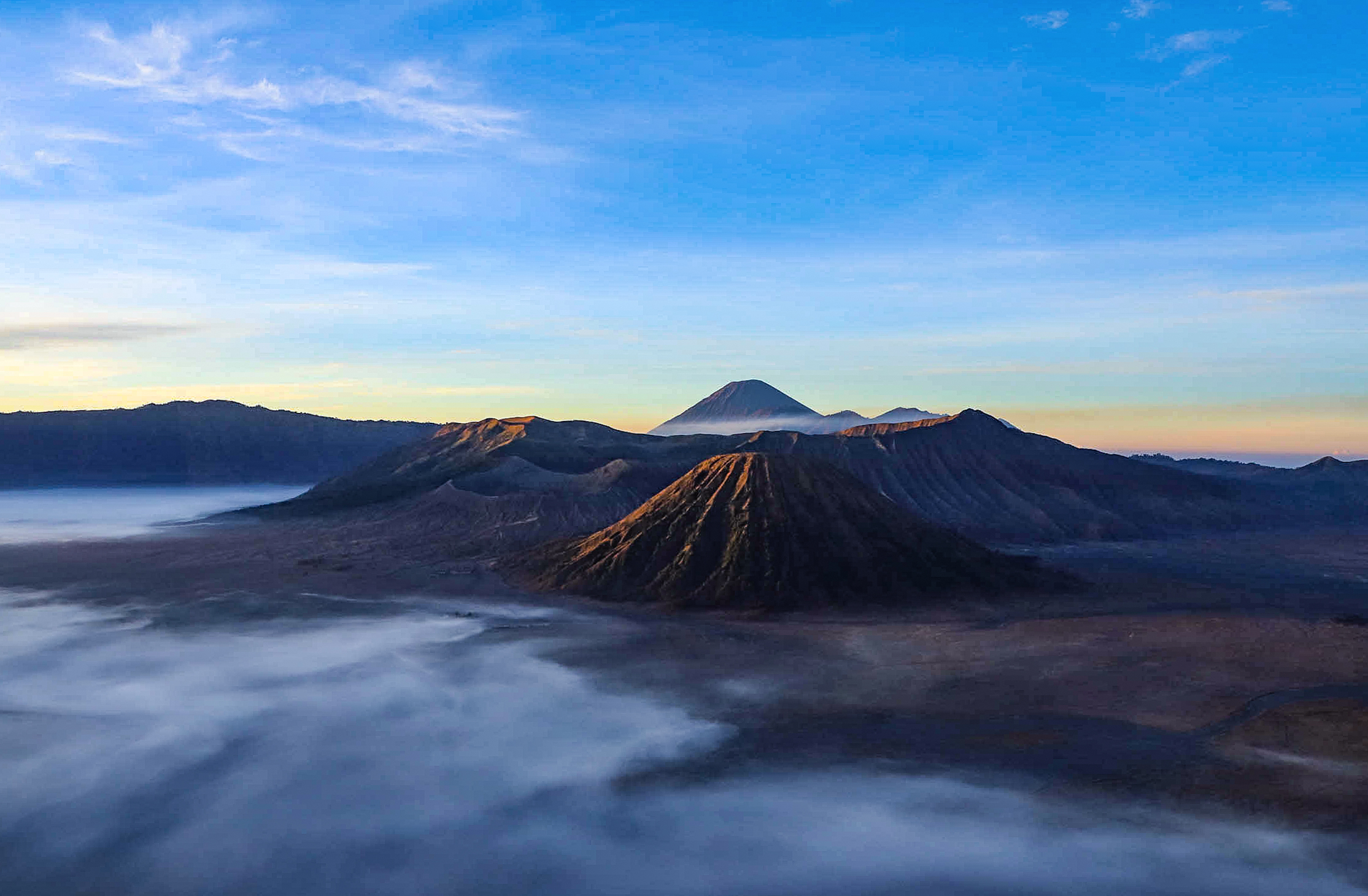 印尼丨28天8座岛，洞穴火山、冲浪游猎，山海故事集