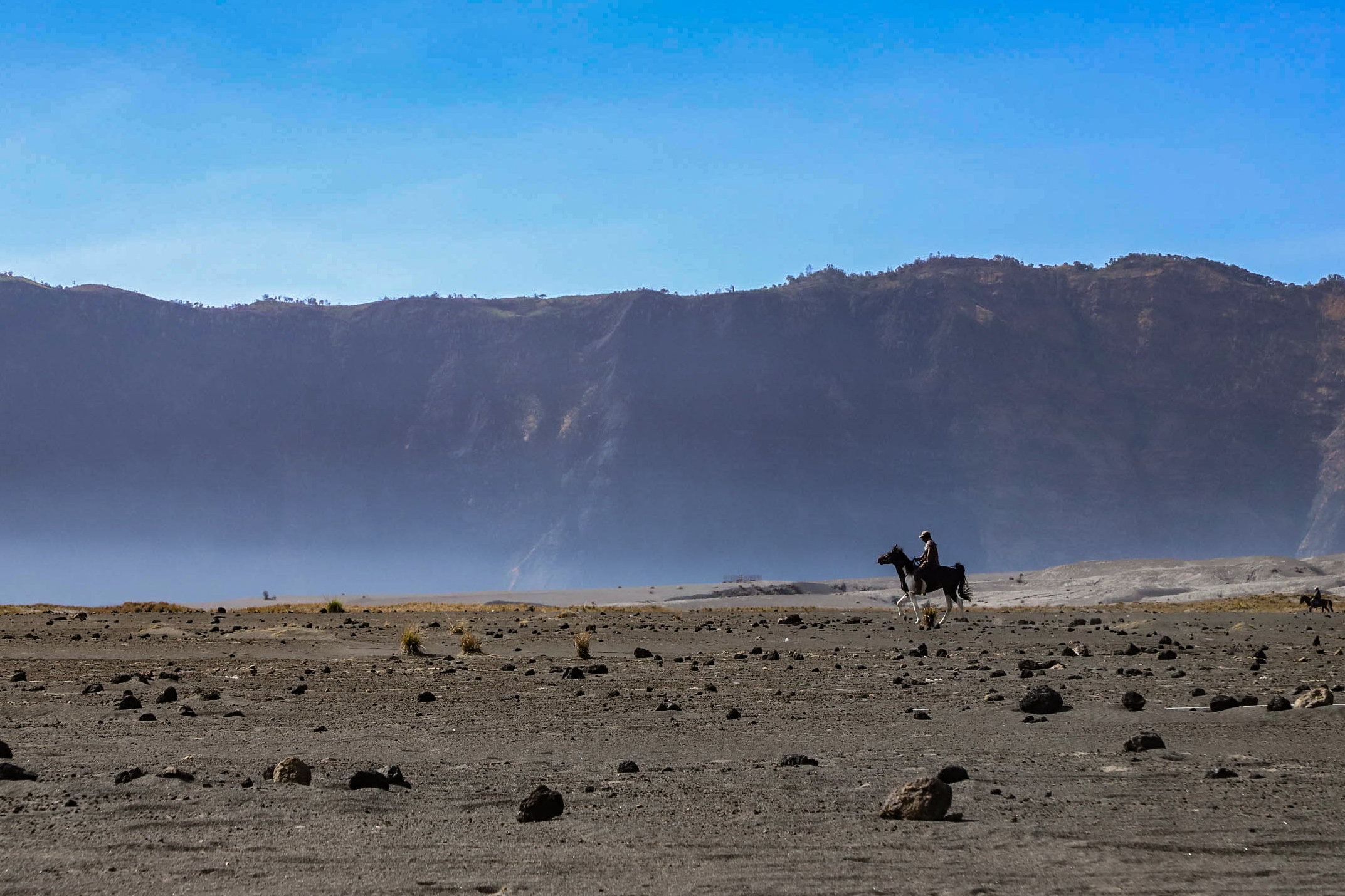 印尼丨28天8座岛，洞穴火山、冲浪游猎，山海故事集