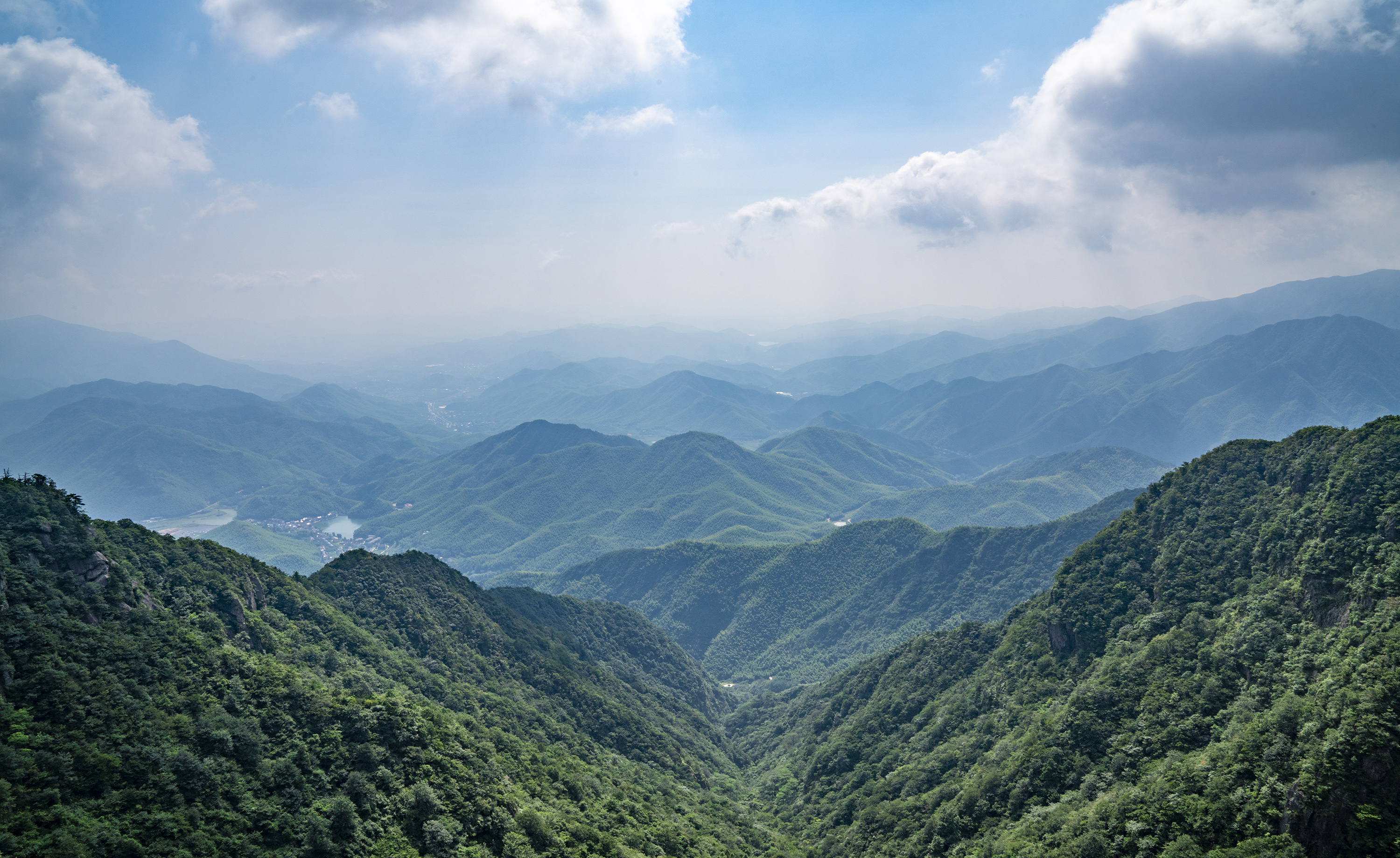 安吉云上草原,感受高山的激情与刺激,夏天就该放肆玩儿