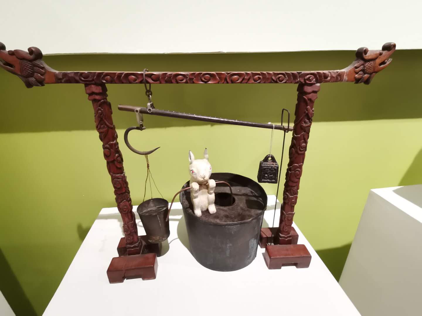 这个大家一眼就明白了——"沙漏"!