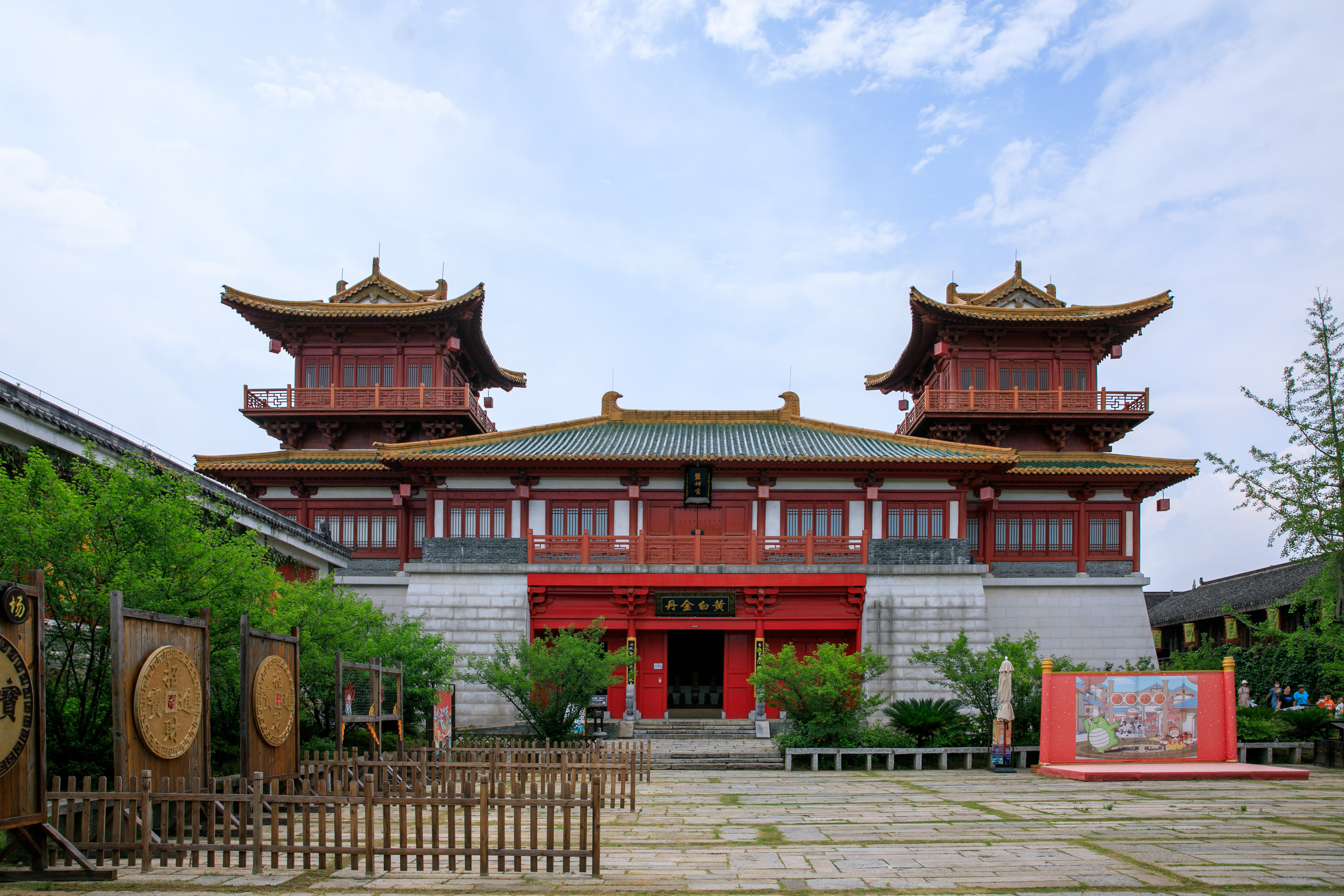 暑假打卡东方盐湖城,玩好江南逍遥仙镇
