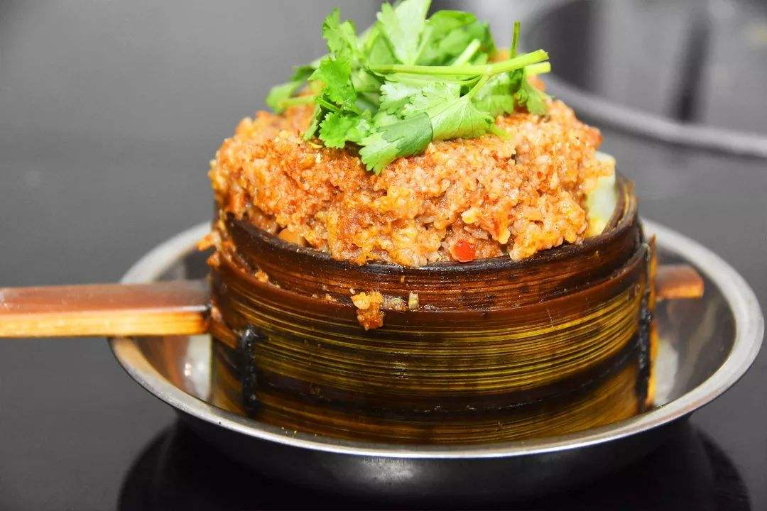 真没想到!这个被《国家地理》吹爆的避暑胜地,竟是个被颜值耽误的宝藏美食地!