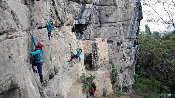 <a target='_blank' href='https://bbs.youxiake.com/mdd/1281.html'>桂林</a>