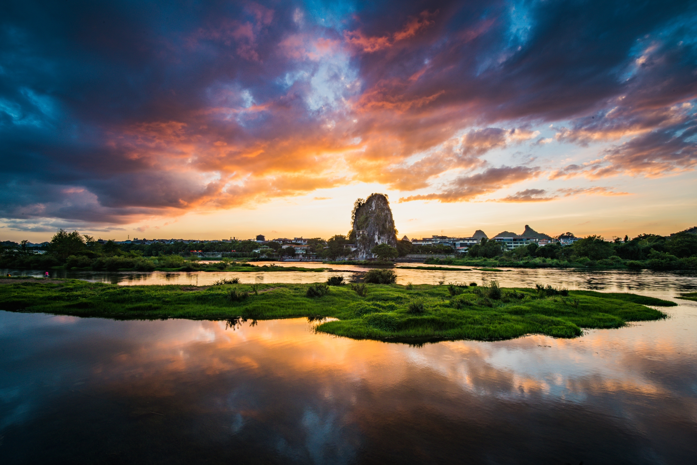 <a target='_blank' href='https://bbs.youxiake.com/mdd/1581.html'>广西</a>