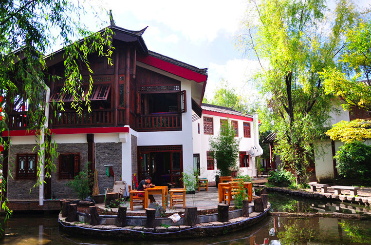 <a target='_blank' href='https://bbs.youxiake.com/mdd/1340.html'>束河古镇</a>