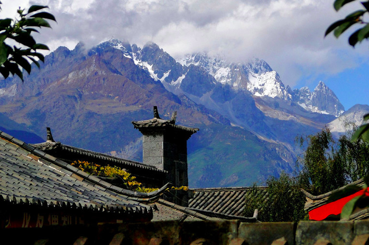 <a target='_blank' href='https://bbs.youxiake.com/mdd/1340.html'>束河古镇</a>