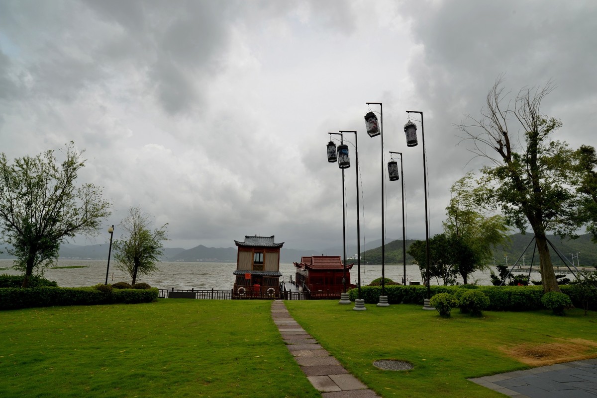 东钱湖旅游度假区怎么去?有什么特别的景色?