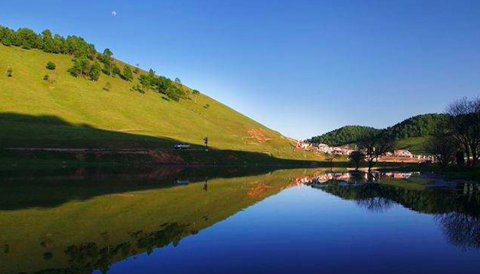 <a target='_blank' href='https://bbs.youxiake.com/mdd/4834.html'>关山草原</a>