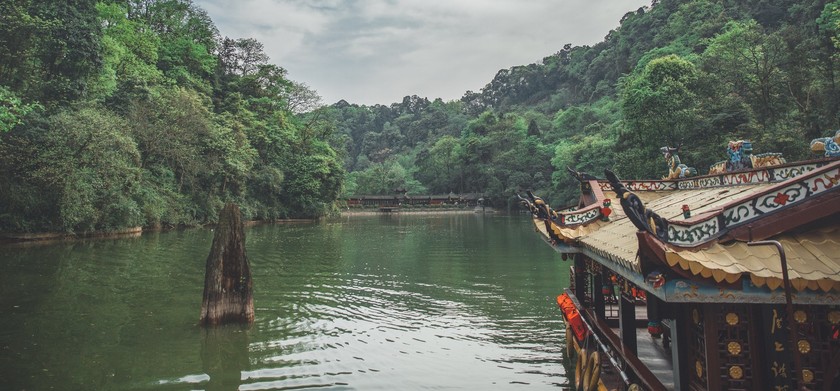 <a target='_blank' href='https://bbs.youxiake.com/mdd/299.html'>青城山</a>